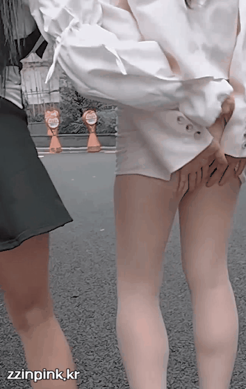 저년 스타킹 산다