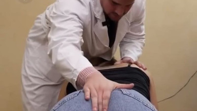 이거 물리치료 하는 거 맞제?