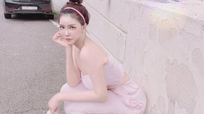 F컵 겨우디 폭력적인 여친룩