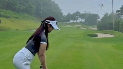 휴양지에서 이런 패션이면 남자들 미치지