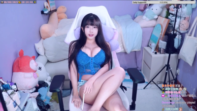 트위치 보다가 발견한 몸매 ㅈ되는 홍콩녀