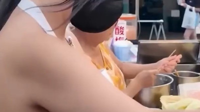 대만 야시장 알바녀의 영업 비밀