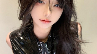 이런건 딱 일본 야동에서 많이 본 의상인데 ㄷㄷ