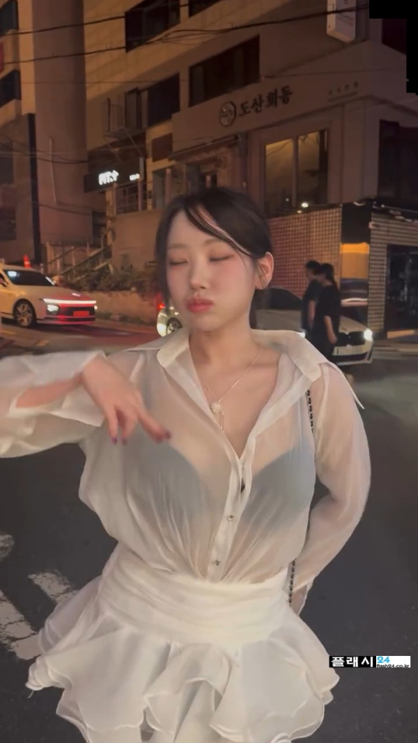 17595513799456.png