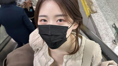 가슴으로 플러팅하는 이쁜여자들