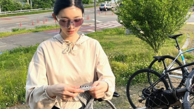 자전거타는 유승옥 바이커쇼츠