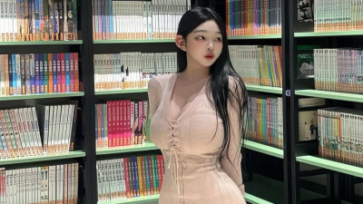 만화방 미시룩 조하윤