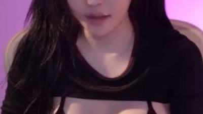 블랙 비키니 입고 춤추는 윤개굴이