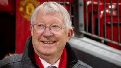 ‘소신발언’→“맨유, 퍼거슨과 관계 끊어라” 충격 직설···EPL 출신 전문가