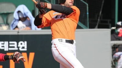 대박! 한화와 재계약 실패했던 중견수, 드디어 딱 맞는 팀 찾았다