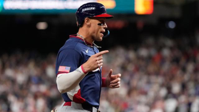 미국의 험난한 우승 도전...한국 꺾은 도미니카와 준결승