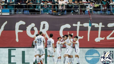 일찌감치 PO 준비하는 수원FC, ‘다이렉트 강등’ 탈꼴찌 놓고 강원vs수원 삼성 끝까지 간다