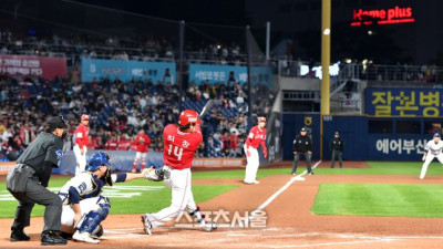 [포토]'밤하늘 가르는 그랜드슬램'