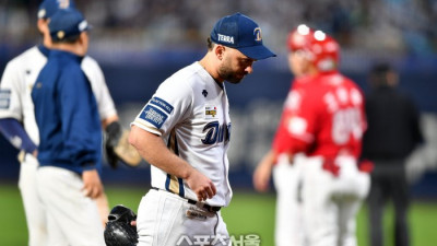 [포토]'무지막지한 득점지원에도....' 강판 테너