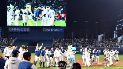 [포토]'다음은 수원성 점령이다!'