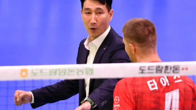 한국전력의 타이스 살리기, 오늘은 아포짓으로…권영민 감독 “선수들이 스트레스 받는 것 같다”[현장인터뷰]