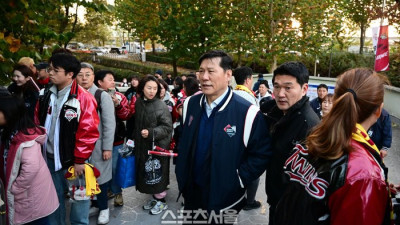 [포토] 허구연 총재 '관중 안전에 총력'