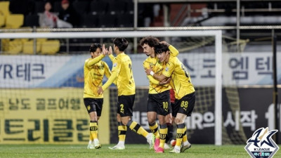 ‘전남 신예’ 박태용 골 펑펑! 부산 K2 조기우승 저지했다!…안양, 안산에 3-2 쾌승