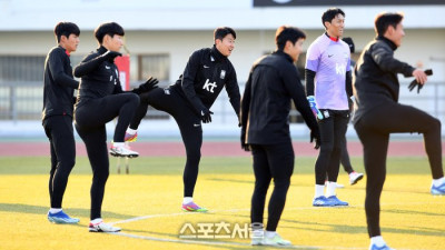 [포토]월드컵 예선 준비하는 손흥민과 축구대표팀