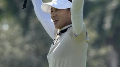 '행운의 샷 이글' 양희영, LPGA 최종전 우승 200만 달러 '잭팟'