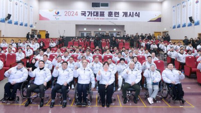 ‘파리 패럴림픽을 향해’ 장애인체육 국가대표, 2024년 공식 훈련 스타트!…“우수선수 집중 지원” [SS이천in]