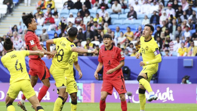 클린스만호, ‘옐로 트러블’에 걸렸다…총 8명 경고 “주축선수 이탈 우려”