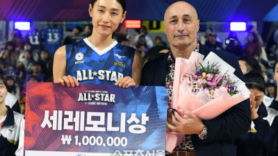 다시 ‘순위 경쟁’ 모드…새 외인 윌로우와 ‘반전’ 노리는 김연경 “왼손잡이 장점 있다, 팀이 필요했던 선수라 기대돼”[SS현장]