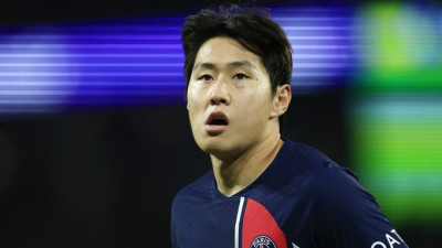 ‘고생한 강인, 쉬어라’… PSG 엔리케 감독, 아시안컵 치른 이강인에 휴식 부여