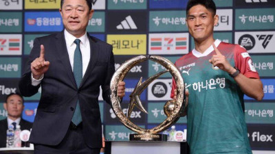 [SW포토]프로축구 대전 이민성 감독과 이순민