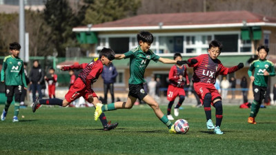 4년 만에 다시 만난 한·일 축구 우정…전북-가시마 앤틀러스 유소년 교류전