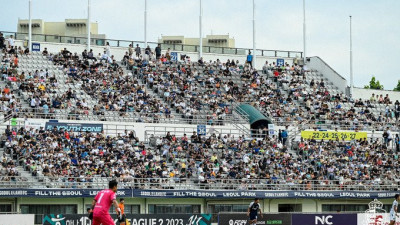 창단 첫 승격 도전...서울 이랜드 FC, 수원 삼성전에서 최다 관중 맞이한다