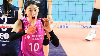 V리그 여자부 MVP는 누구에게?…‘개인 성적’ 김연경 VS ‘팀 성적 프리미엄’ 양효진