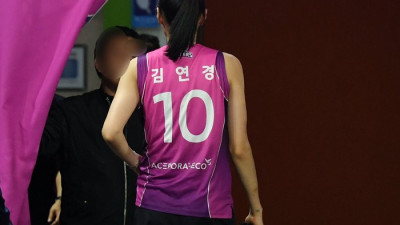 [포토]또 다시 우승 문턱에서 발길 돌리는 김연경