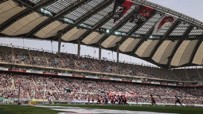 어린이날 연휴 첫날 축구·야구장 ‘구름 인파’