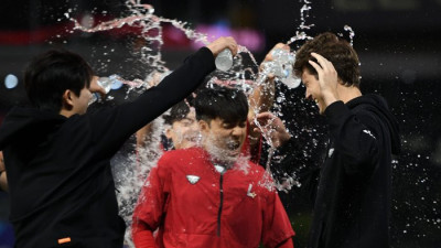 아[포토]‘KBO 첫승 앤더슨’ 물폭탄도 좋