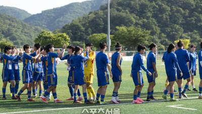 ‘디펜딩 챔프의 위엄→조혜영 포트트릭’ 광양여고, 화천정산고 8-0 대파…현대·포항여전도 대회 첫 승전고 [여왕기]