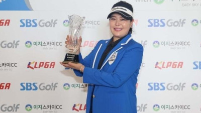 최혜정, KLPGA 챔피언스투어 최소타 타이기록 우승