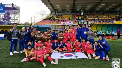 10년만 16강 진출한 여자 U-20 박윤정 감독 “한국 여자축구 희망·발전 계기 되길”