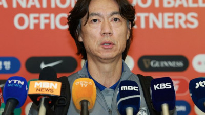 홍명보호에 드리우는 ‘해줘’ 축구… 사령탑 “동의 못해, 전술 완벽했다”