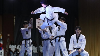 국기원 태권도 시범단, ‘韓문화주간’ 맞아 앙골라에서 시범공연