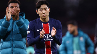 아깝다 환상 무회전슛! 키 패스 5회까지…이강인, 의심의 여지 없는 PSG 공격의 핵심