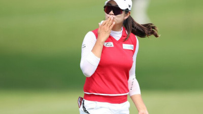 김아림, 4년 만에 활짝…LPGA투어 롯데 챔피언십 제패