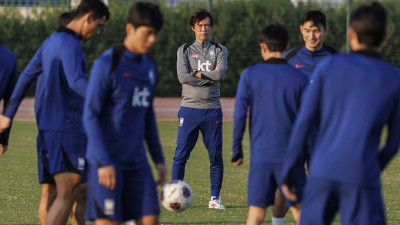 한국축구 역대 최악의 해… 최종전, 승리로 매듭 짓는다