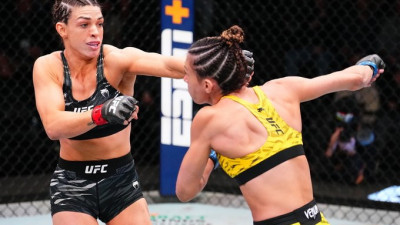 5년 만에 되갚았다! UFC ‘주짓수 여제’ 맥켄지 던, 히바스 상대 서브미션승