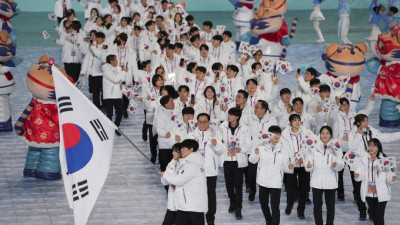 [하얼빈AG] 막 올린 겨울 축제…성화 최종 주자는 빙속 간판 장훙