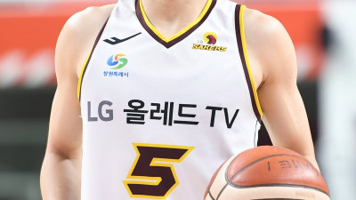 ‘집념 가득’ 양준석+마레이… LG, 11년 만에 챔피언결정전 향한다!