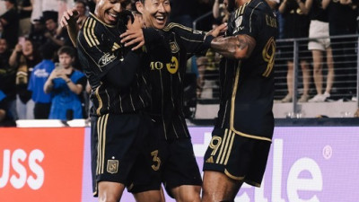 'MLS 스타' 손흥민, LAFC 홈 데뷔전 90분 활약...2만 관중 '환호'