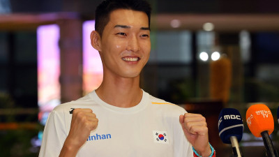 높이뛰기 우상혁 세계선수권 은메달…육상 최초 세계선수권 2개 메달