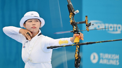 양궁 금메달리스트 임시현 ‘이기야’가 일베 용어? 이번에 처음 알았다… 경솔했던 행동 사과”