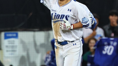 김영웅, ‘4차전 홈런 영상’ 20번 돌려본 사연은[현장 비하인드]